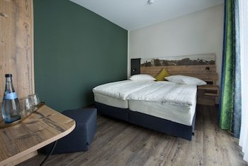 hotel zum grunen baum