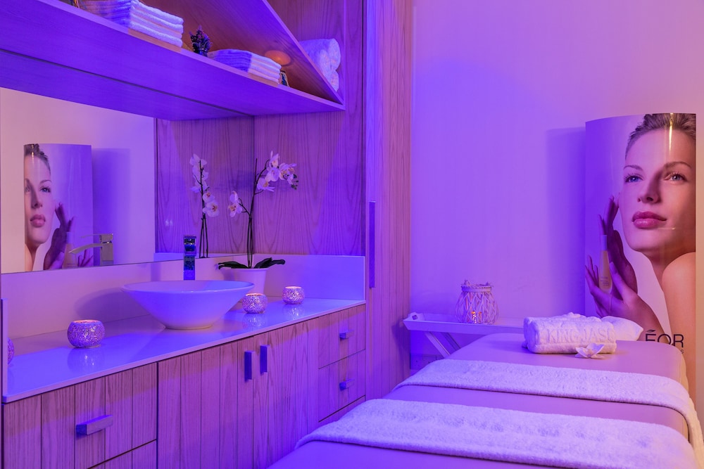 king jason protaras designed for adults by louis hotels