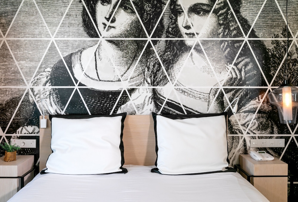 king jason protaras designed for adults by louis hotels