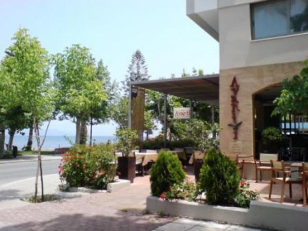 triton hotel