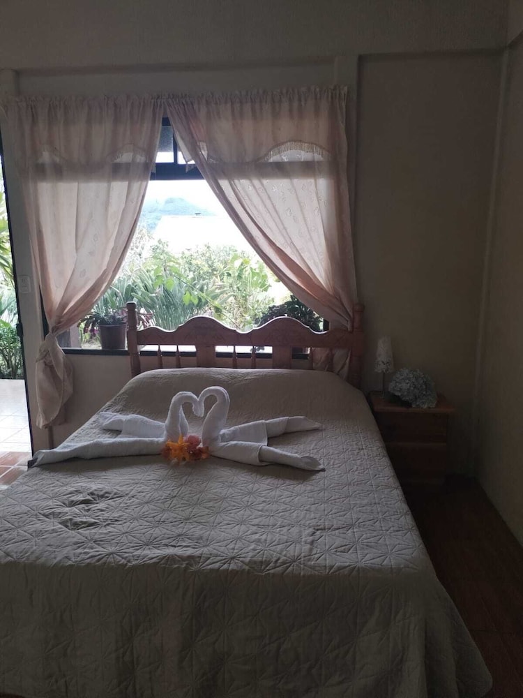 cabinas las manzanas bed y breakfast