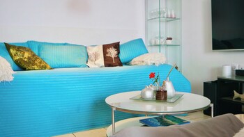 elpida seafront paradise apartment in crete