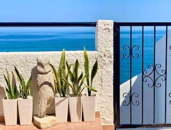 elpida seafront paradise apartment in crete