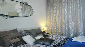 elpida seafront paradise apartment in crete