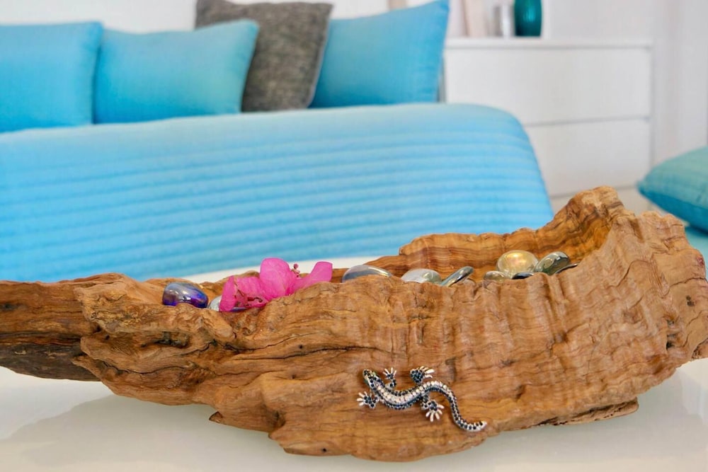 elpida seafront paradise apartment in crete