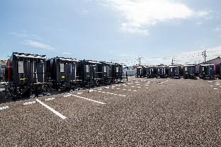 hotel r9 the yard ube