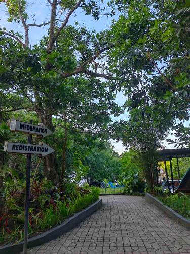 kaliraya surf kamp by eco hotel laguna