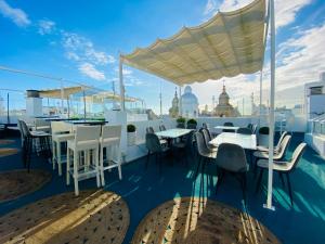 hotel las cortes de cadiz