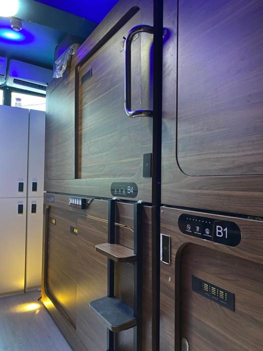 sleep cubee hostel