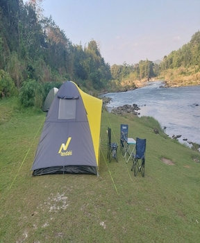 potrobayan river camp