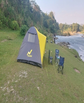 potrobayan river camp