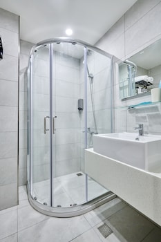 comma boutique hotel