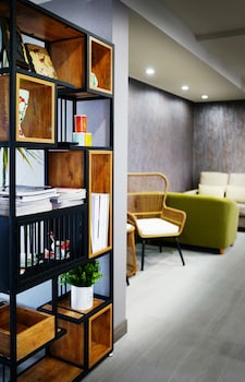 comma boutique hotel