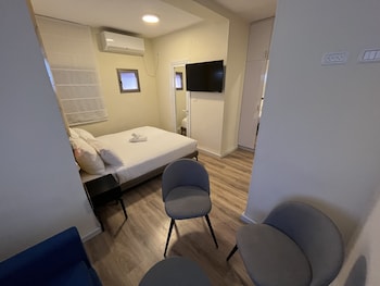 domus bat galim hotel