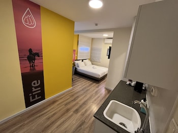 domus bat galim hotel