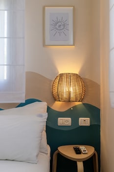 domus bat galim hotel