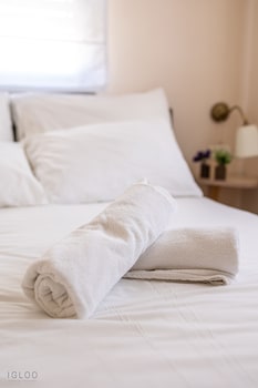 domus bat galim hotel