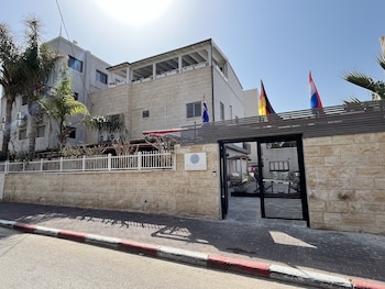 domus bat galim hotel