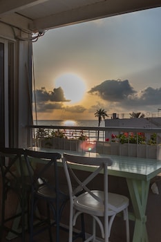 domus bat galim hotel