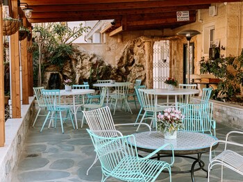 domus bat galim hotel