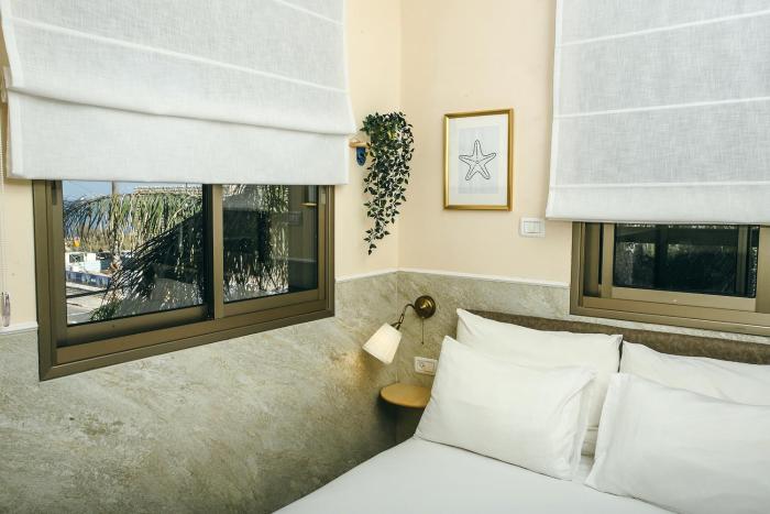 domus bat galim hotel