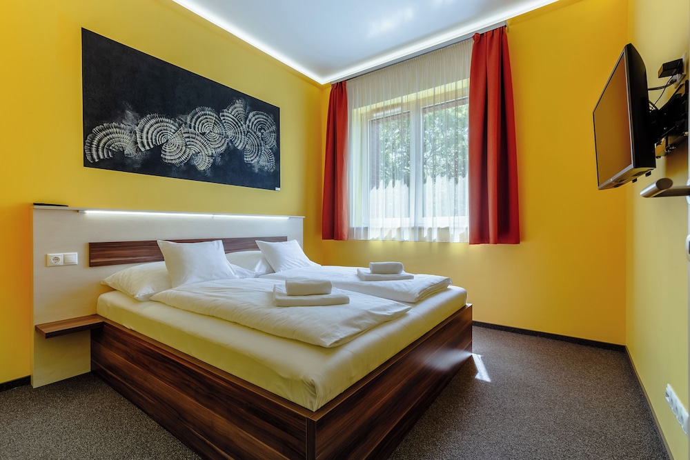 hostel mayer superior veszpra m