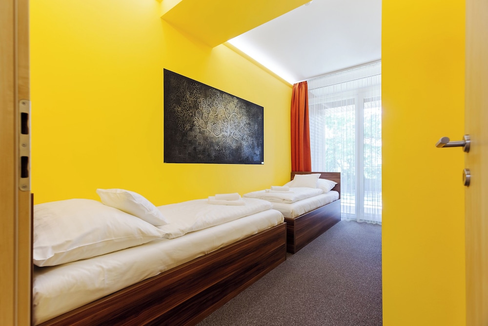 hostel mayer superior veszpra m