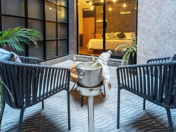 hotel patio santiago