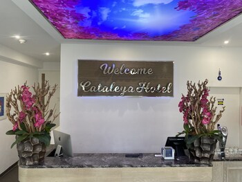 hotel cataleya bv