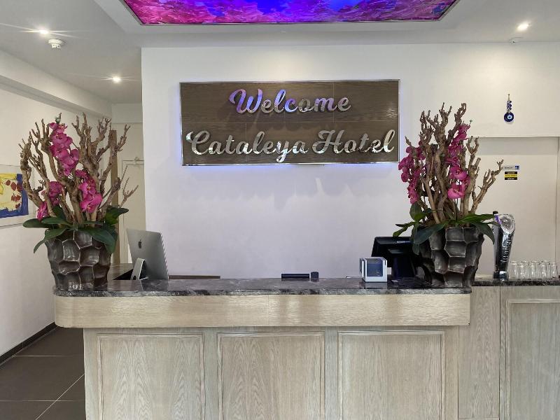 hotel cataleya bv