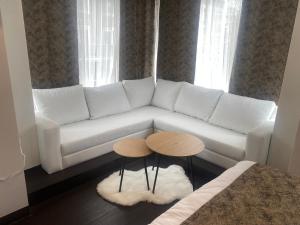 hotel cataleya bv