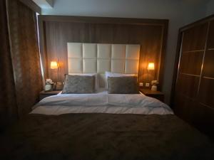 hotel cataleya bv