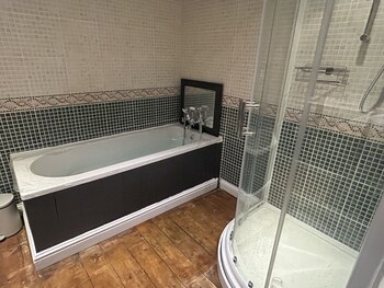 Home In The Vale Of Evesham,Worcestershire>>Pershore,3.5 star