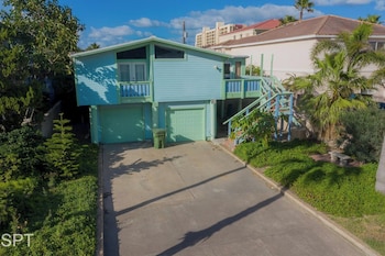 caribbean vibes house