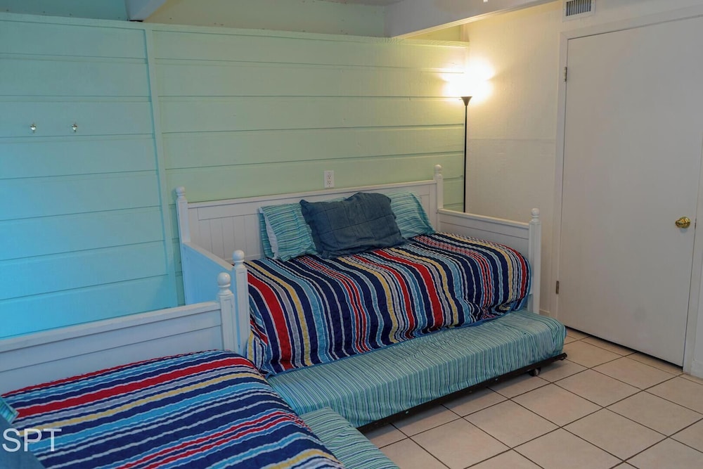 caribbean vibes house