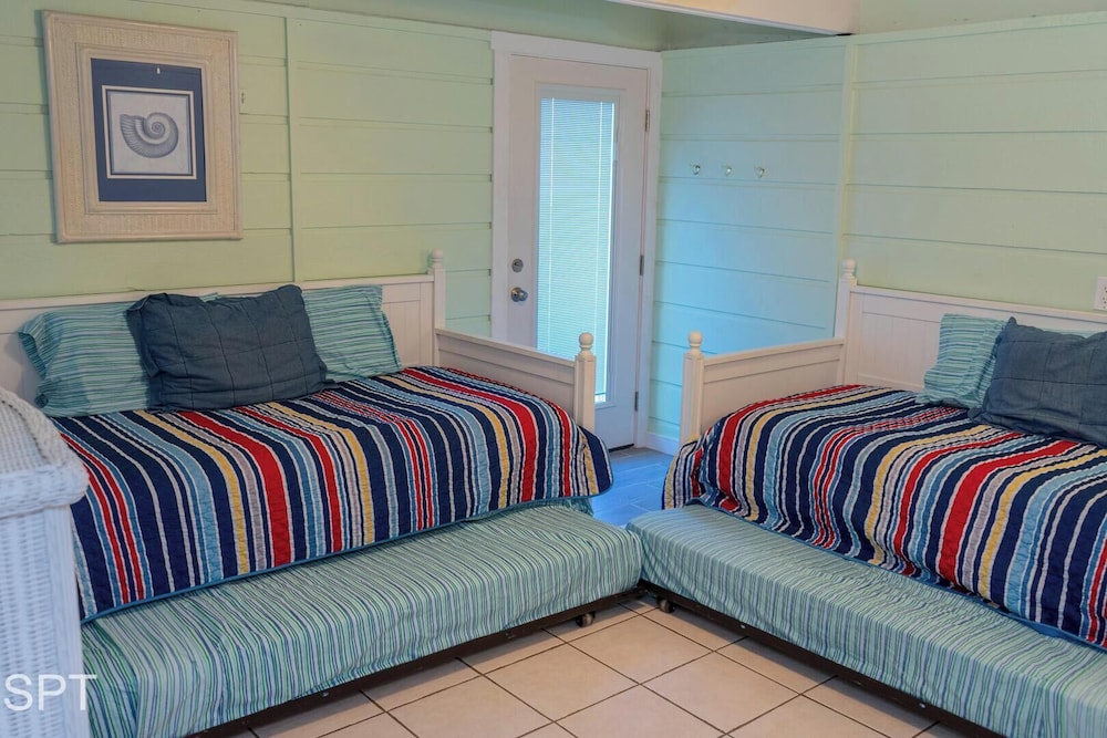 caribbean vibes house