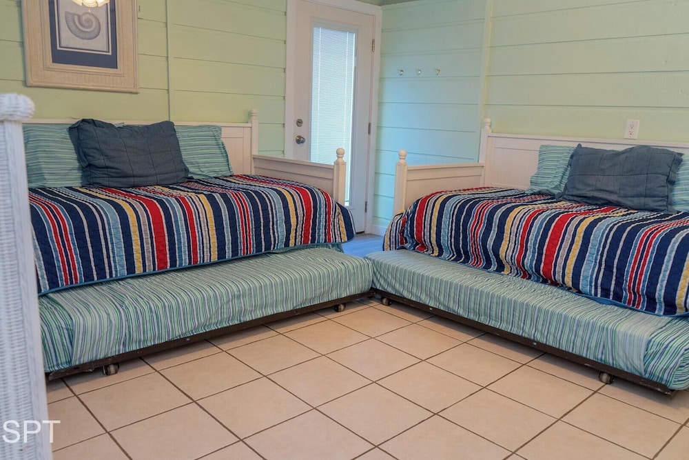 caribbean vibes house