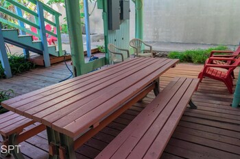 caribbean vibes house