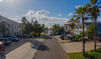 caribbean vibes house