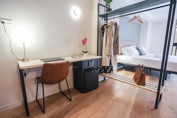 mythic valencia hotel