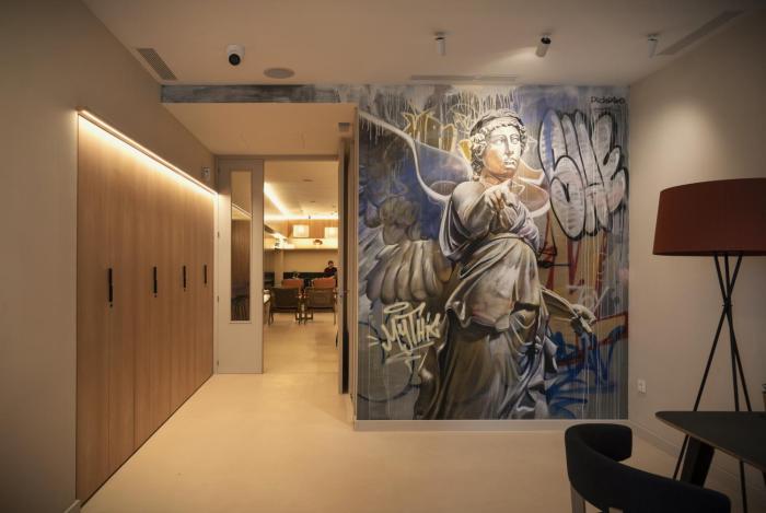 mythic valencia hotel