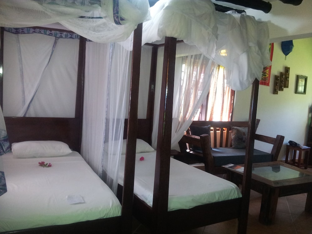 mnarani beach cottages