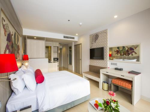 Ramada By Wyndham Phuket Deevana Patong,Patong>>Kathu,4 star