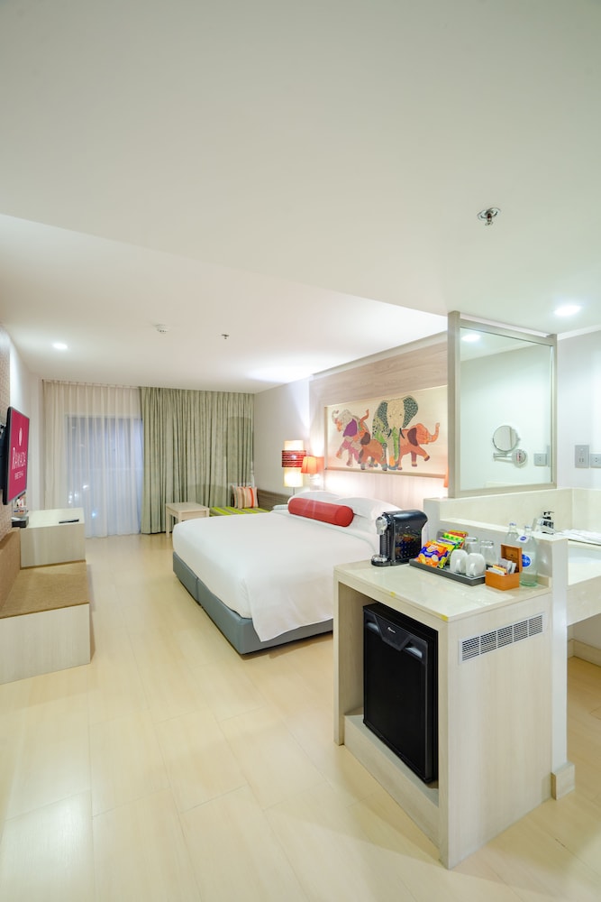 ramada by wyndham phuket deevana patong