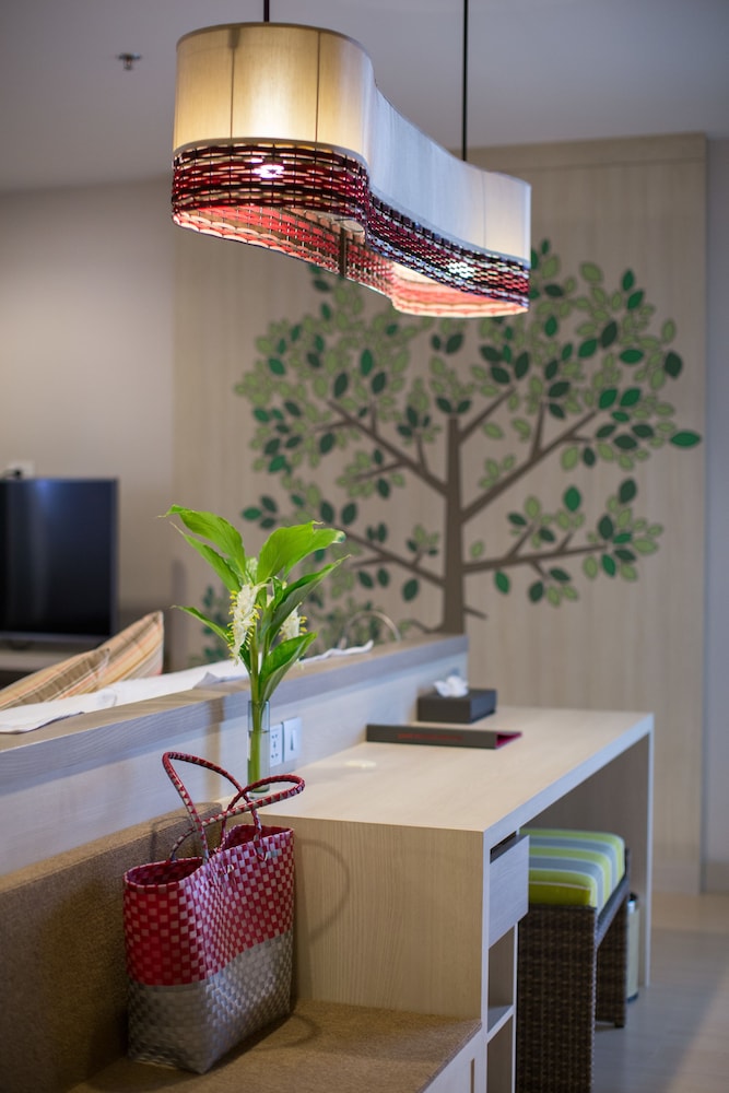 ramada by wyndham phuket deevana patong