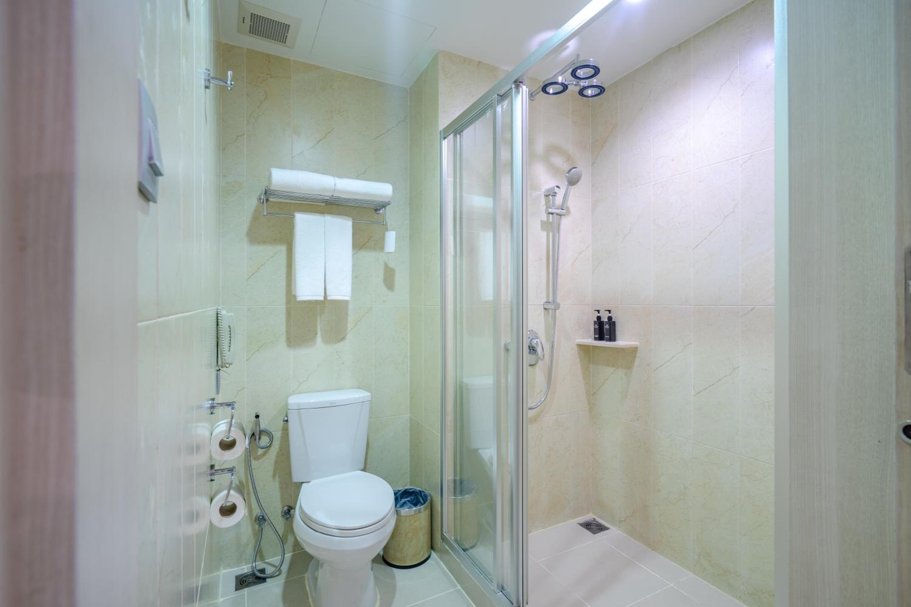 ramada by wyndham phuket deevana patong