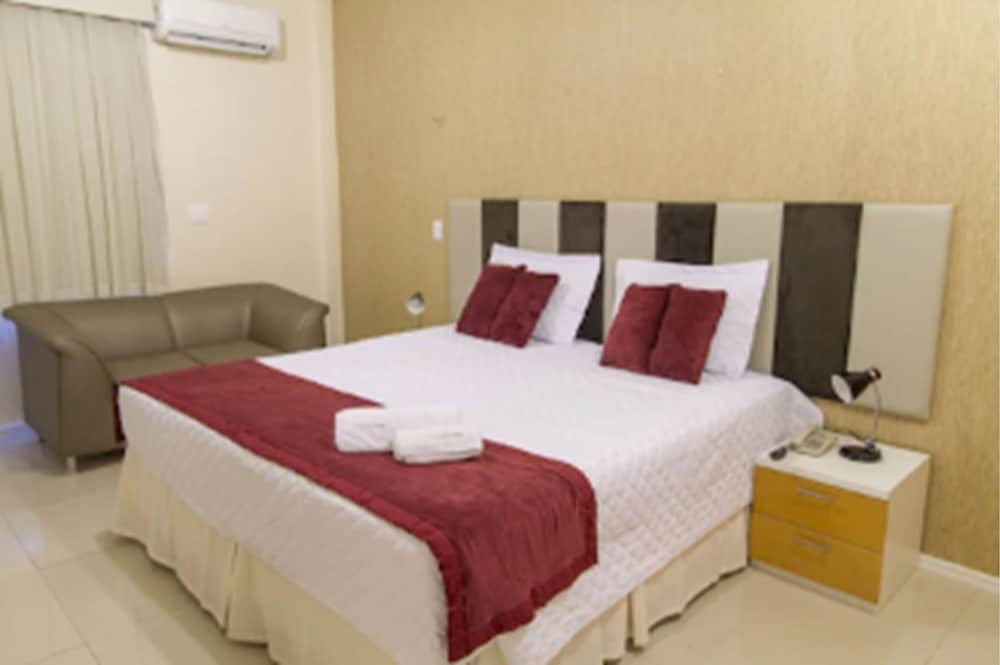 san phillip flat hotel