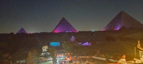 zeina pyramids inn