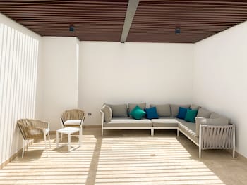 casa dos abejas by serenada