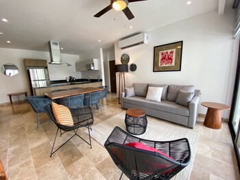 casa dos abejas by serenada